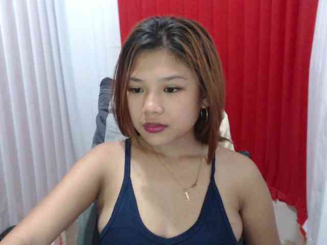 Janecumxx19 webcam