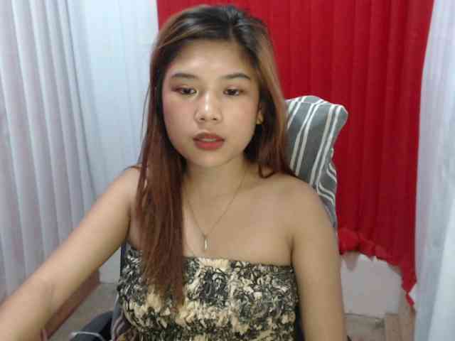 Janecumxx19 webcam