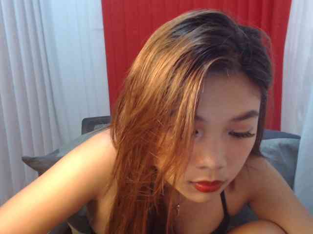 Janecumxx19 webcam