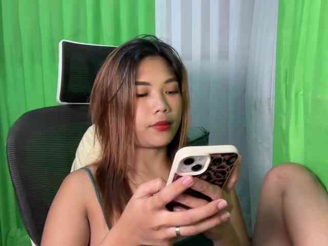 Janecumxx19 webcam