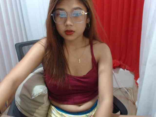 Janecumxx19 webcam