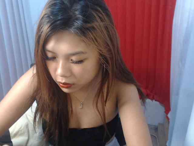 Janecumxx19 webcam