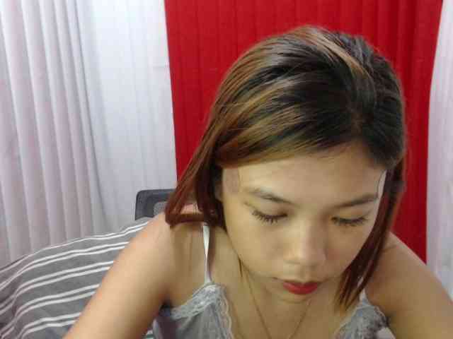 Janecumxx19 webcam