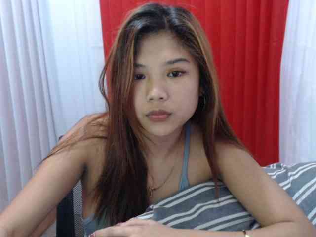 Janecumxx19 webcam