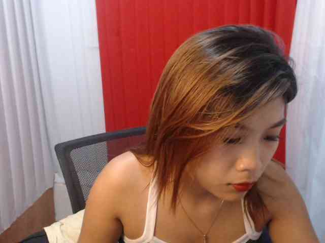 Janecumxx19 webcam