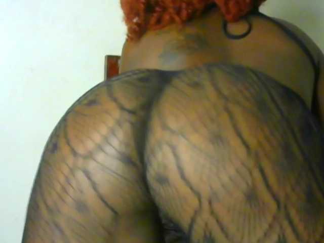 candychic live cam on BongaCams