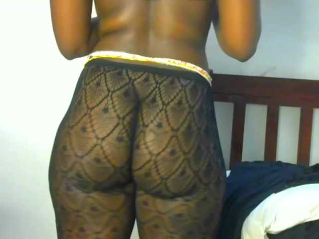 candychic live cam on BongaCams