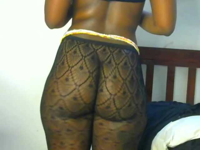 candychic live cam on BongaCams