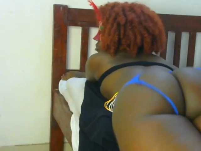 candychic live cam on BongaCams