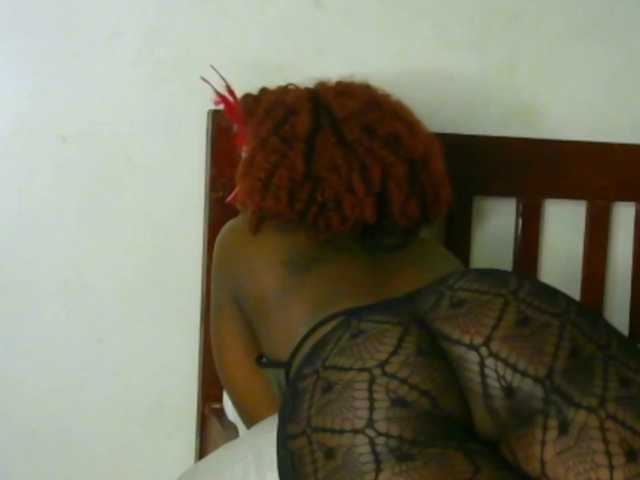 candychic live cam on BongaCams
