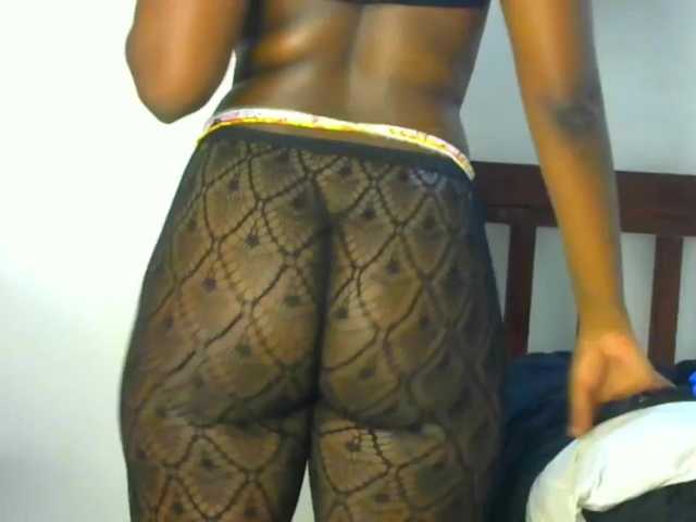 candychic live cam on BongaCams
