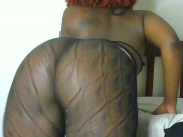 candychic live cam on BongaCams