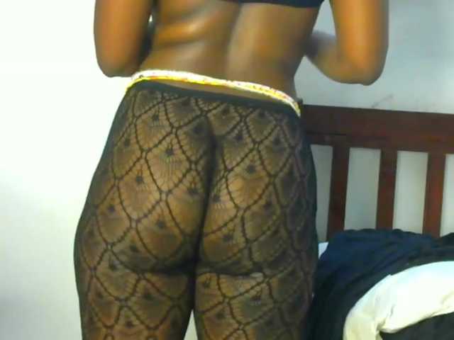 candychic live cam on BongaCams