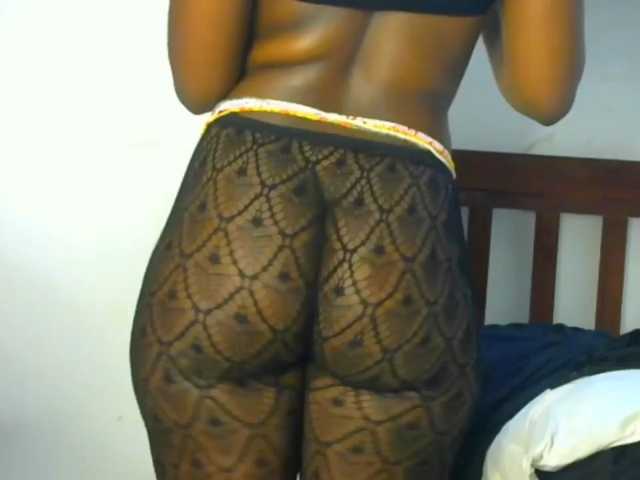 candychic live cam on BongaCams