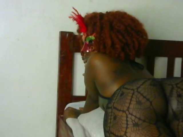 candychic live cam on BongaCams