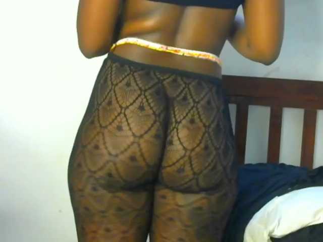 candychic live cam on BongaCams