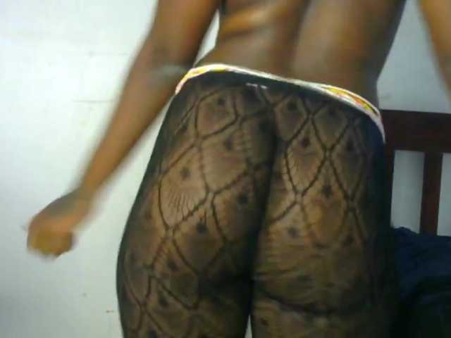 candychic live cam on BongaCams