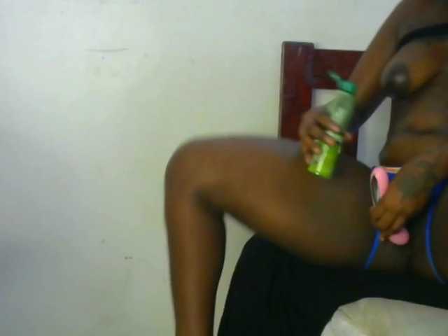 candychic live cam on BongaCams