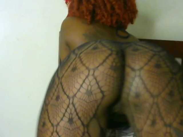 candychic live cam on BongaCams