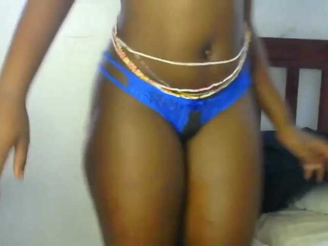candychic live cam on BongaCams