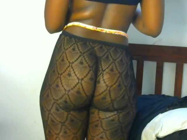 candychic live cam on BongaCams
