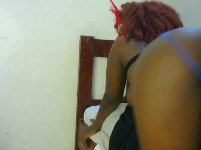 candychic live cam on BongaCams