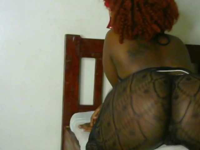 candychic live cam on BongaCams