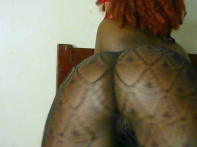 candychic live cam on BongaCams