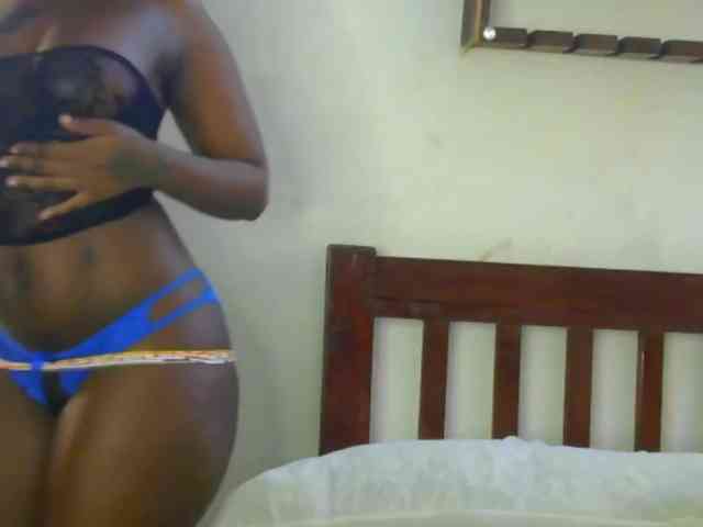 Model: candychic