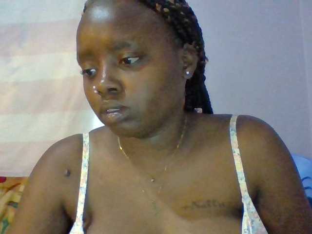 Sexie-boo live cam on BongaCams