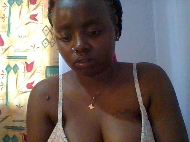 Sexie-boo live cam on BongaCams