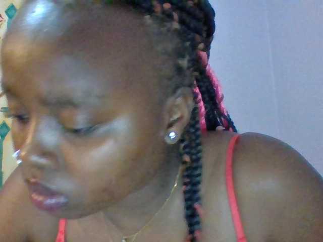 Sexie-boo live cam on BongaCams