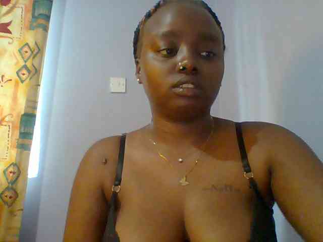 Sexie-boo webcam