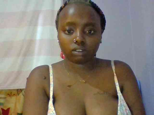 Sexie-boo webcam