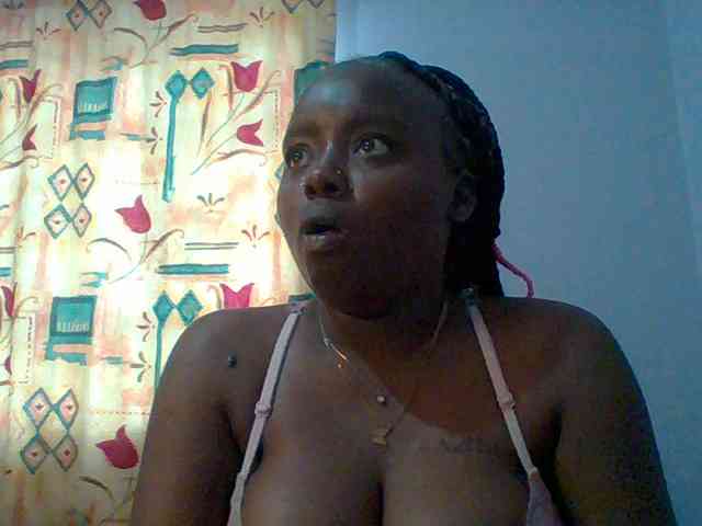 Sexie-boo webcam