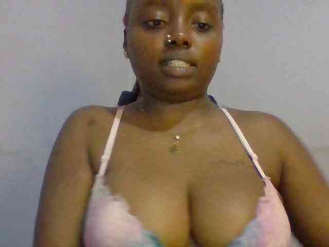 Sexie-boo webcam