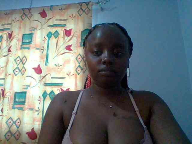 Sexie-boo webcam