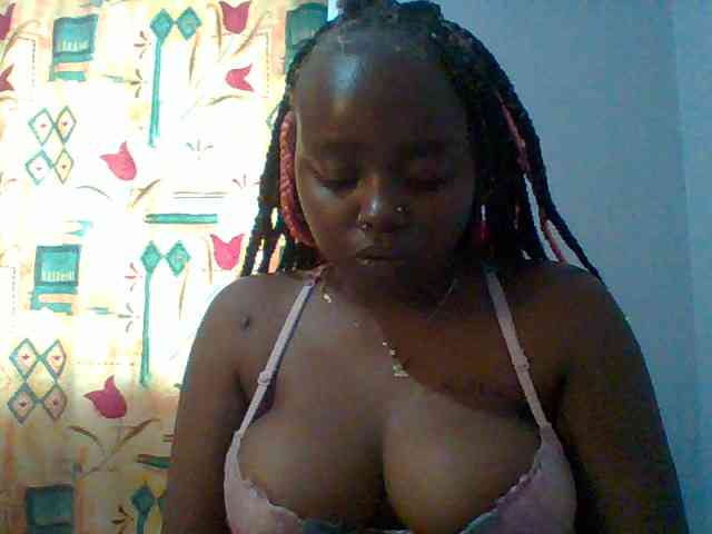 Sexie-boo webcam