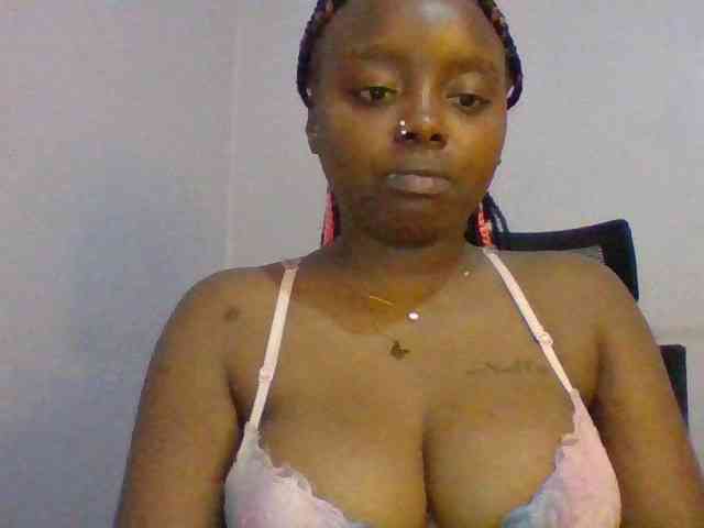 Sexie-boo webcam