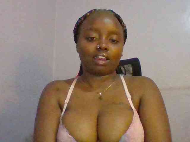Sexie-boo webcam