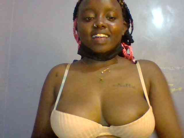 Sexie-boo webcam