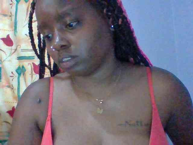 Sexie-boo webcam