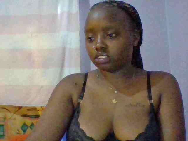 Sexie-boo webcam