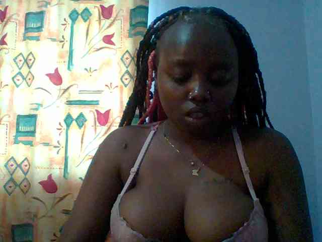 Sexie-boo webcam