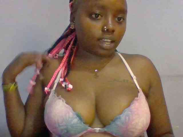 Sexie-boo webcam