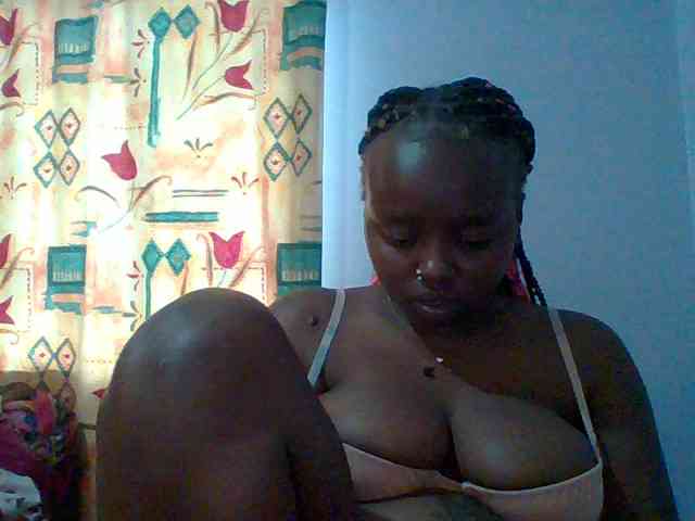 Sexie-boo webcam