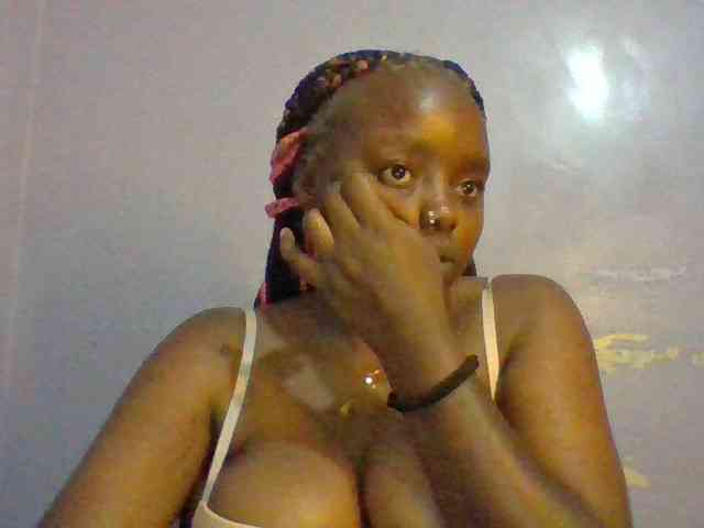 Sexie-boo webcam