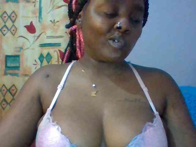Sexie-boo webcam
