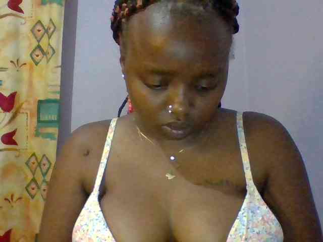 Sexie-boo webcam