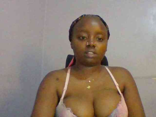 Sexie-boo webcam